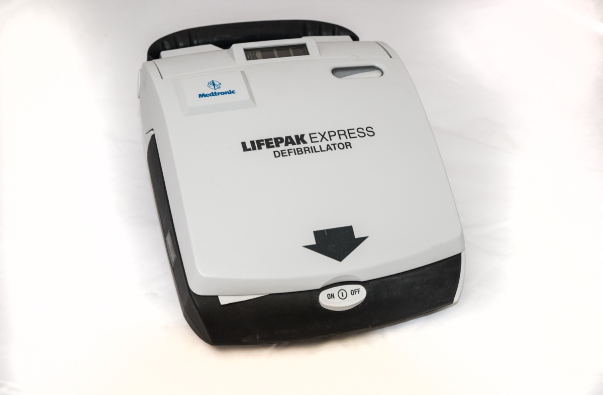 LifePak Express Semi Automatic AED (gereviseerd)