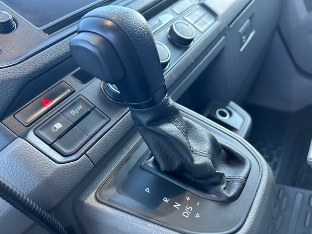 Volkswagen CRAFTER 4×2 Ambulance – 2019 (22270)