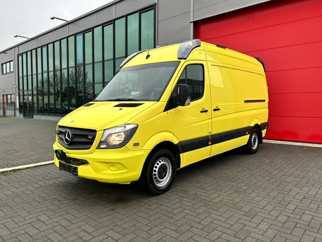 Mercedes-Benz Sprinter 316 CDI Ambulance – 2015 (22250)