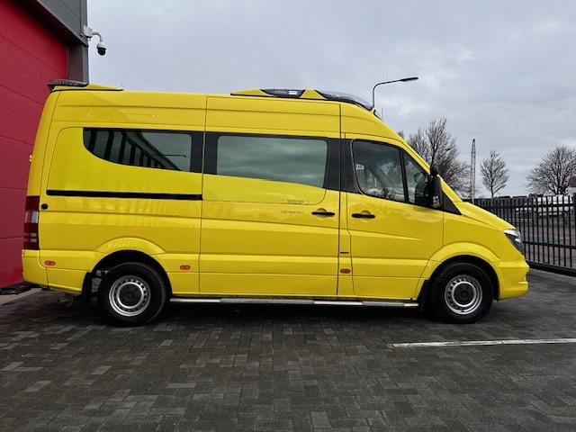 Mercedes-Benz Sprinter 319 Cdi Diesel Ambulance L2H2 – 2017 (24005)