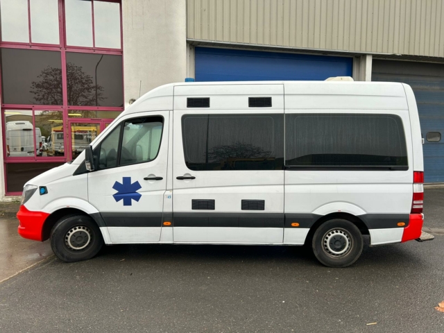 Mercedes-Benz 314 CDI Ambulance – 2018 (23065)