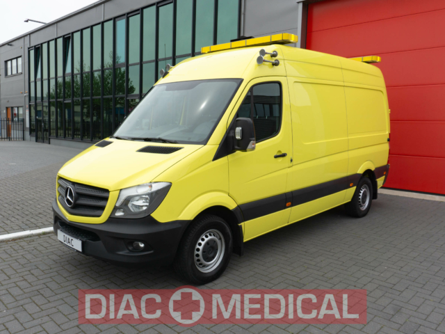 Mercedes-Benz 316 CDI Diesel Ambulance L2H2 – 2015 (22130)