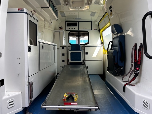 Volkswagen Crafter L2H2 Ambulance – 2008 (23165)