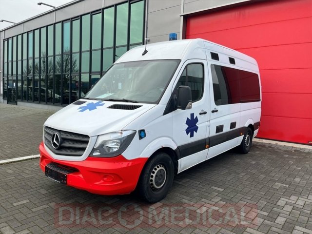 Mercedes-Benz 314 CDI Ambulance – 2018 (23065)