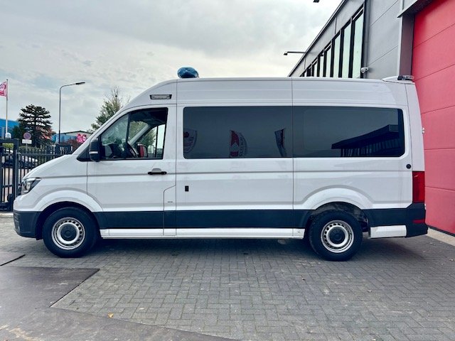 Volkswagen CRAFTER 4×2 Ambulance – 2019 (22270)