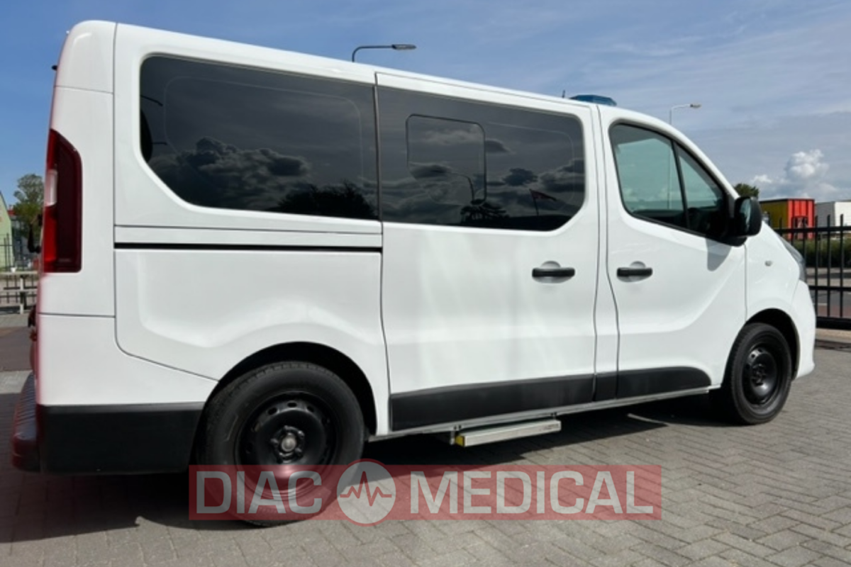 Renault Trafic L1H1 1.6 DCI Diesel Ambulance (23115)