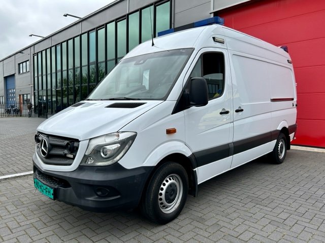 Mercedes-Benz 316 CDI 2.2 Diesel Ambulance – 2016 (23135)