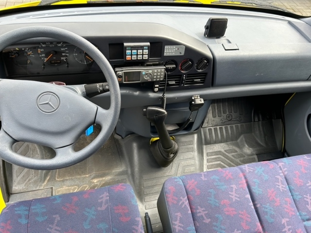 Mercedes-Benz 312 4×4 Diesel L1 H2 Ambulance- 1999 (23030)