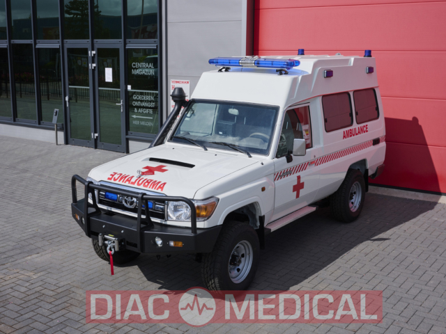 Toyota Landcruiser VDJ78 Krankenwagen 4×4 – Erweitertes Dach – BLS (NEW)