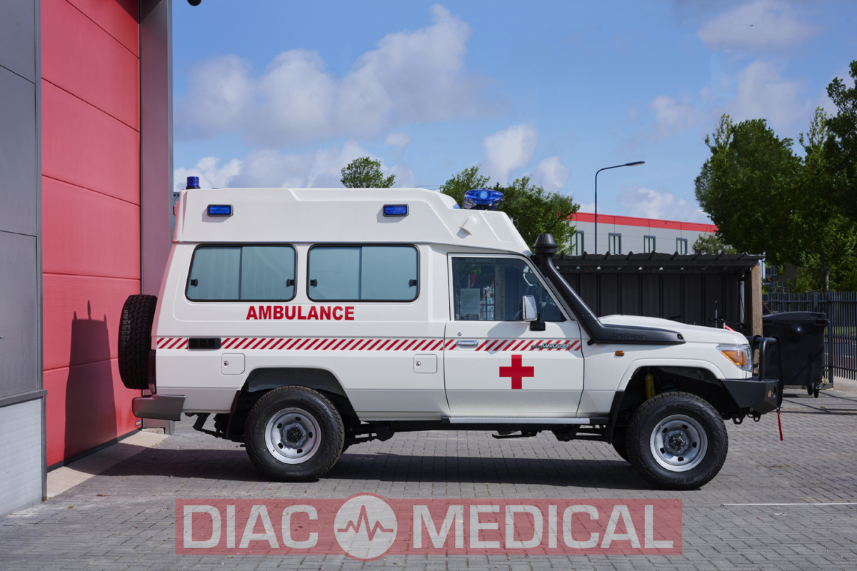 Toyota Landcruiser VDJ78 Ambulance 4×4 – Extended Roof – BLS (NEW)