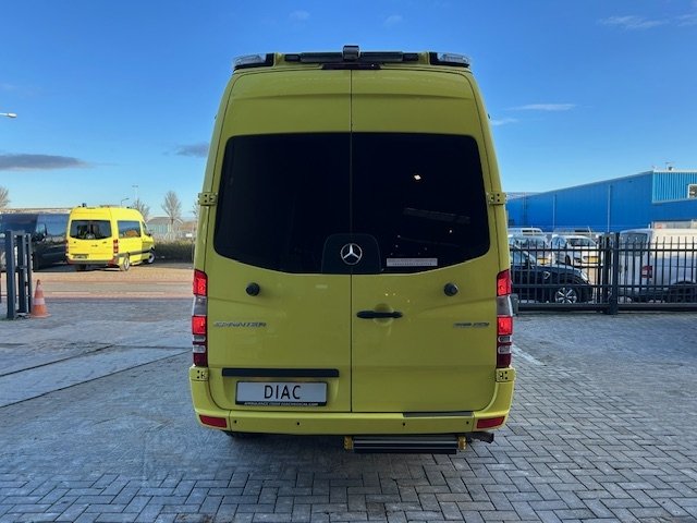 Mercedes-Benz 319 Cdi Diesel Ambulance L2H2 – 2018 (23420)