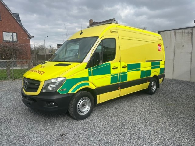 Mercedes-Benz 316 CDI Ambulance L2H2 – 2018 (24B110)