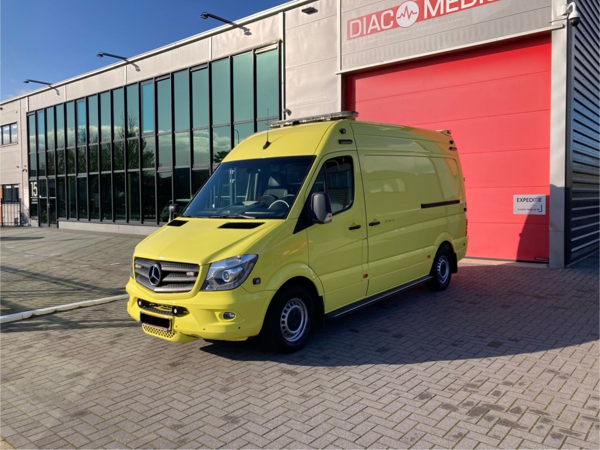 Mercedes-Benz 319 Cdi Diesel Ambulance L2H2 – 2016 (24020)