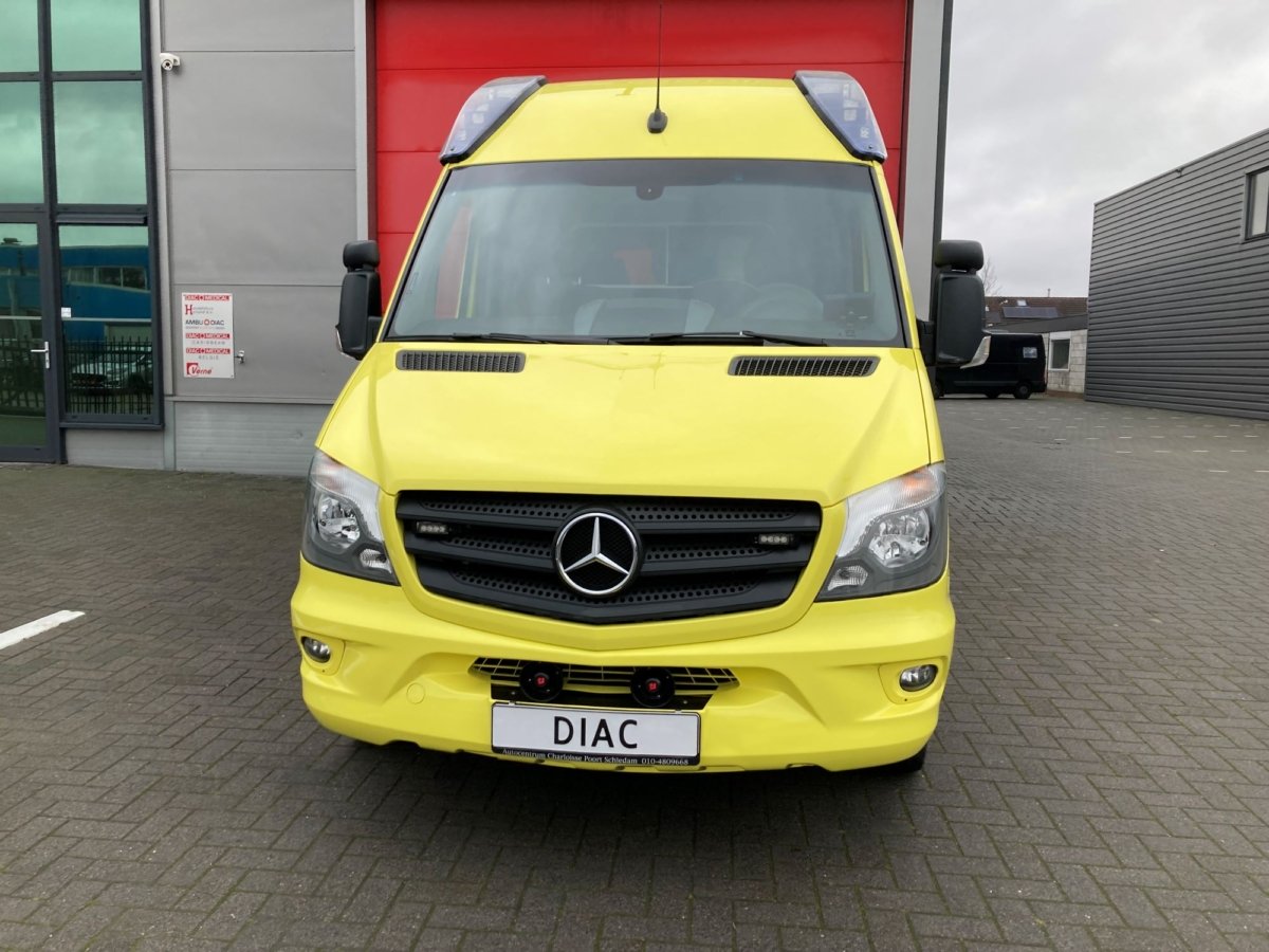 Mercedes-Benz 319 Cdi Diesel Ambulance L2H2 – 2018 (24115)