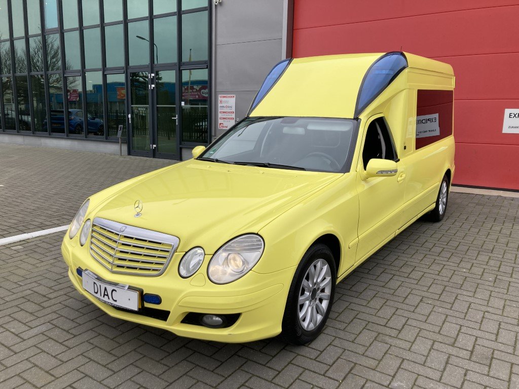 Mercedes-Benz E-280 CDi Diesel Ambulance – 2010 (25015)