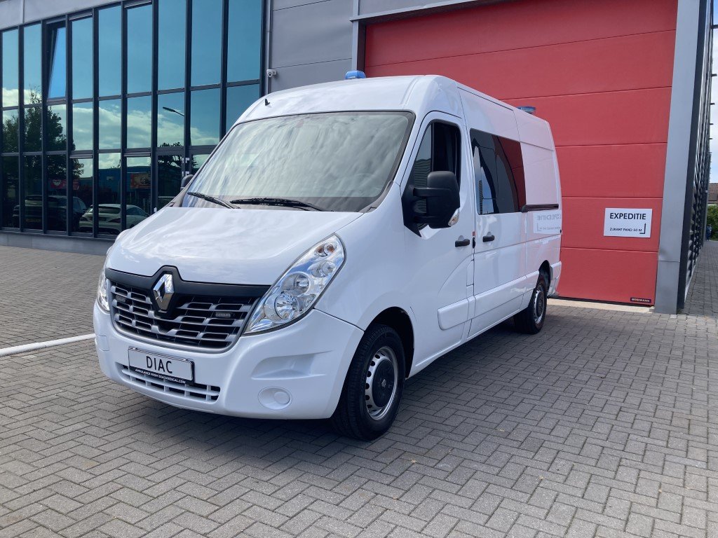 Renault Master Diesel Ambulance L2H2 – 2020 (24095)