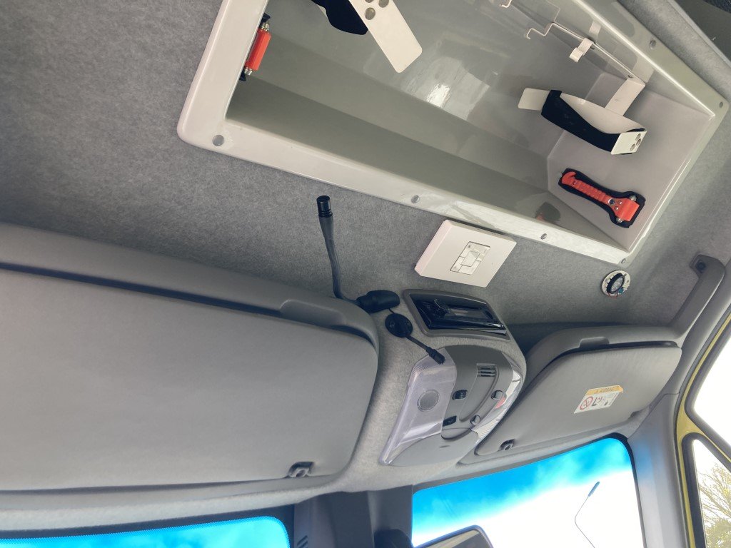 Mercedes-Benz 319 CDI Diesel Ambulance Container – 2018 (25040)