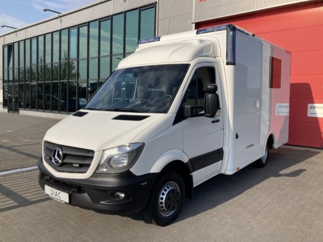 Mercedes-Benz 419 Ambulance Container – 2018 (25050)