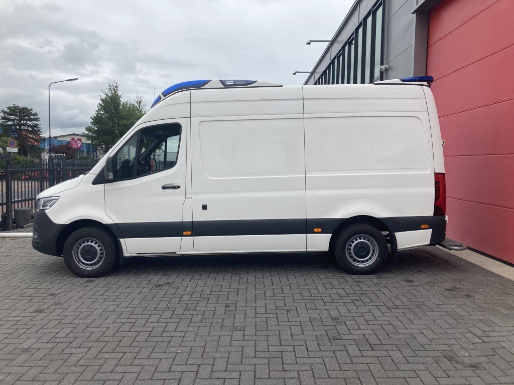 Mercedes-Benz Sprinter 416 CDI Ambulance – 2020 (25075)