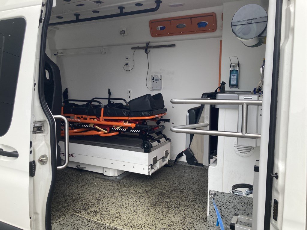 Mercedes-Benz Sprinter 416 CDI Ambulance – 2020 (25075)