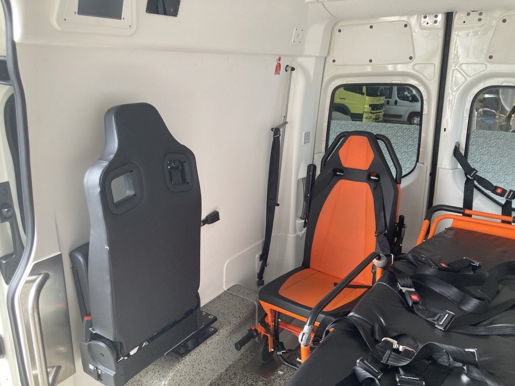 Mercedes-Benz Sprinter 416 CDI Ambulance – 2020 (25075)