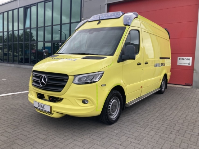 Mercedes-Benz 319 CDI Diesel Ambulance L2H2 – 2019 (26040)